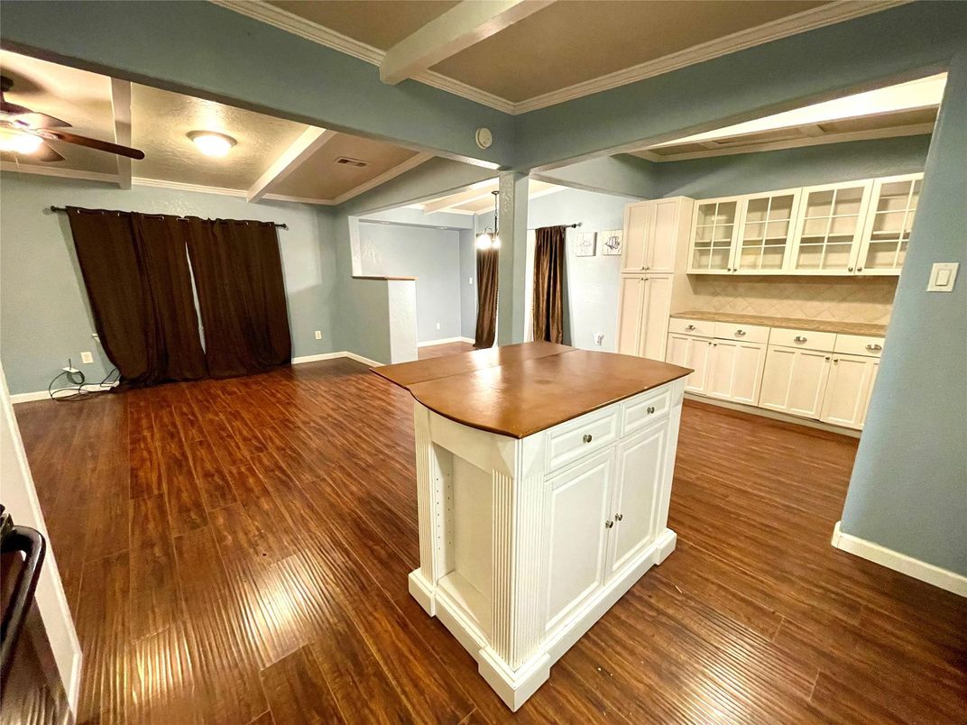 Interior, Kitchen, Wood Texture Flooring