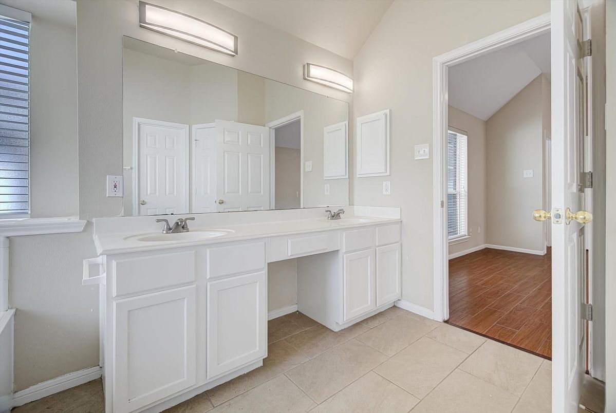 Bathroom, Dual Sink Vanities, Interior, Wood Texture Flooring