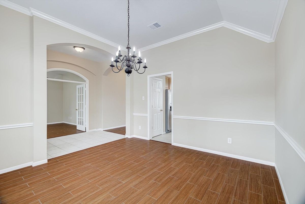 Chandelier, Empty room, Interior, Wood Texture Flooring