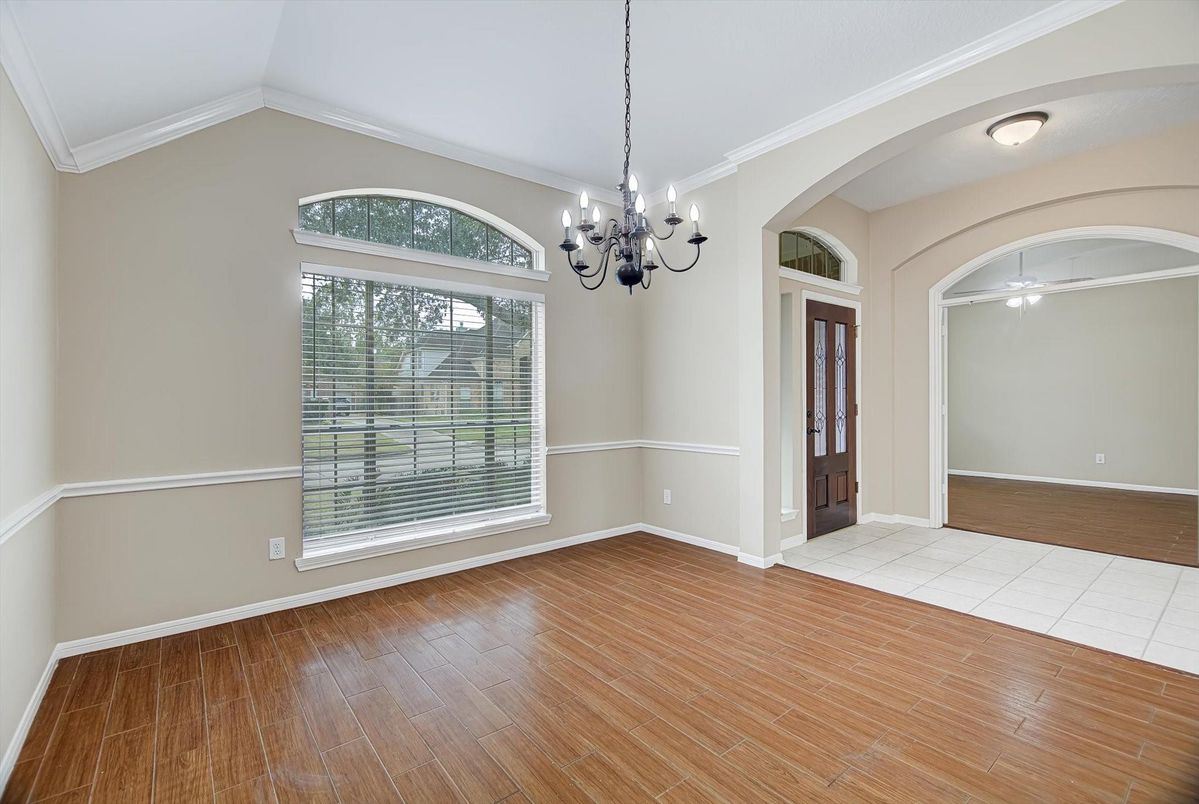 Chandelier, Empty room, Interior, Wood Texture Flooring