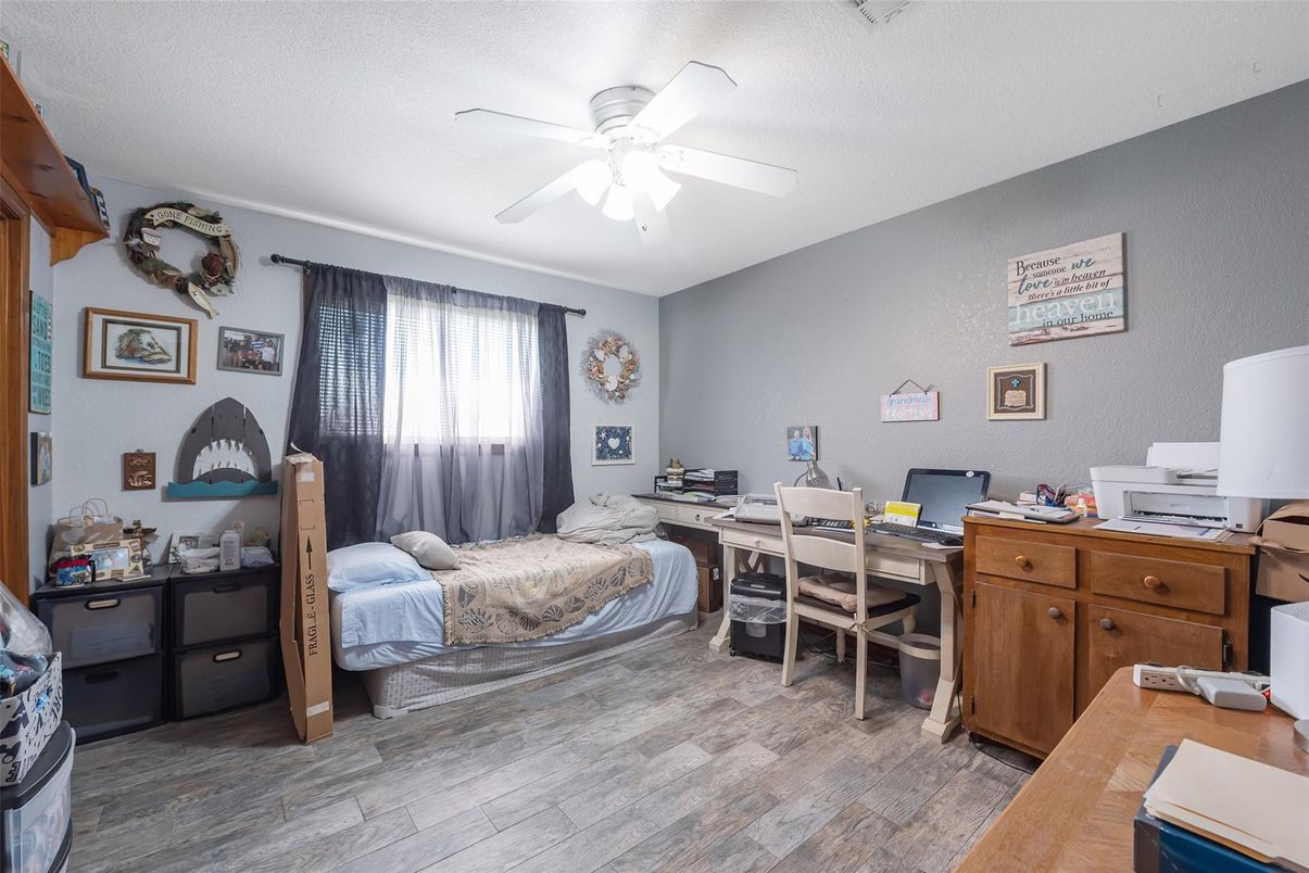 Bedroom, Home Office, Interior, Wood Texture Flooring