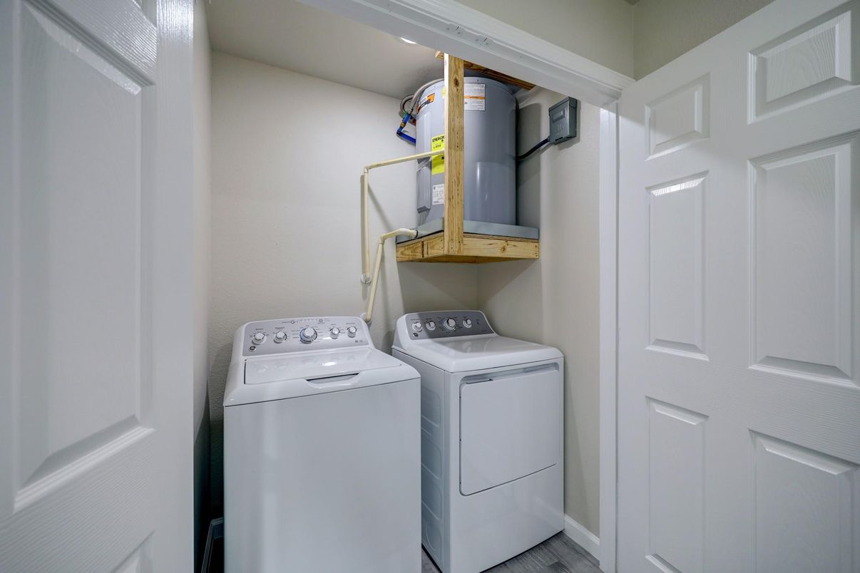 Interior, Utility Closets, Washer