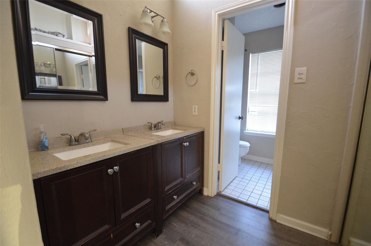 Bathroom, Dual Sink Vanities, Interior, Wood Texture Flooring