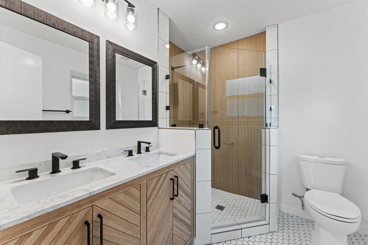 Bathroom, Dual Sink Vanities, Glass Shower, Interior, Recessed Lighting