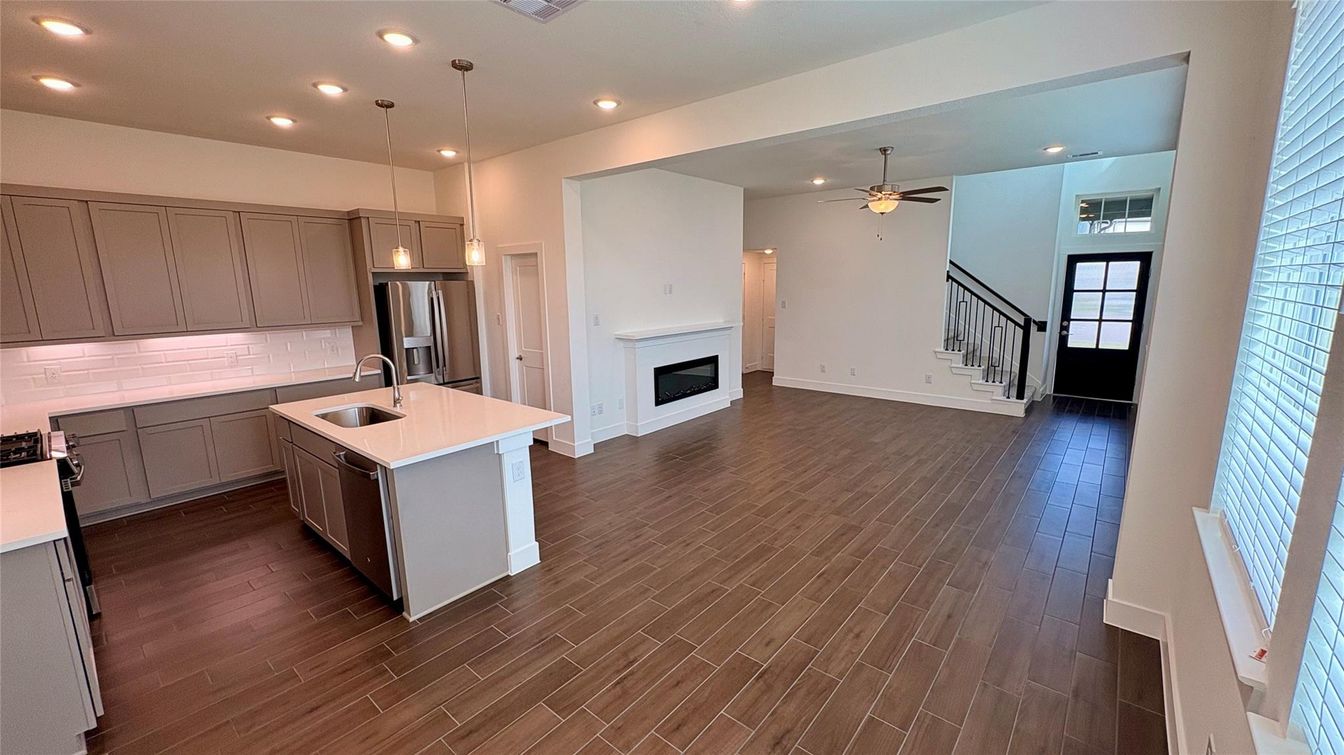 Fireplace, Interior, Kitchen, Pendant Lights, Recessed Lighting, Wood Texture Flooring