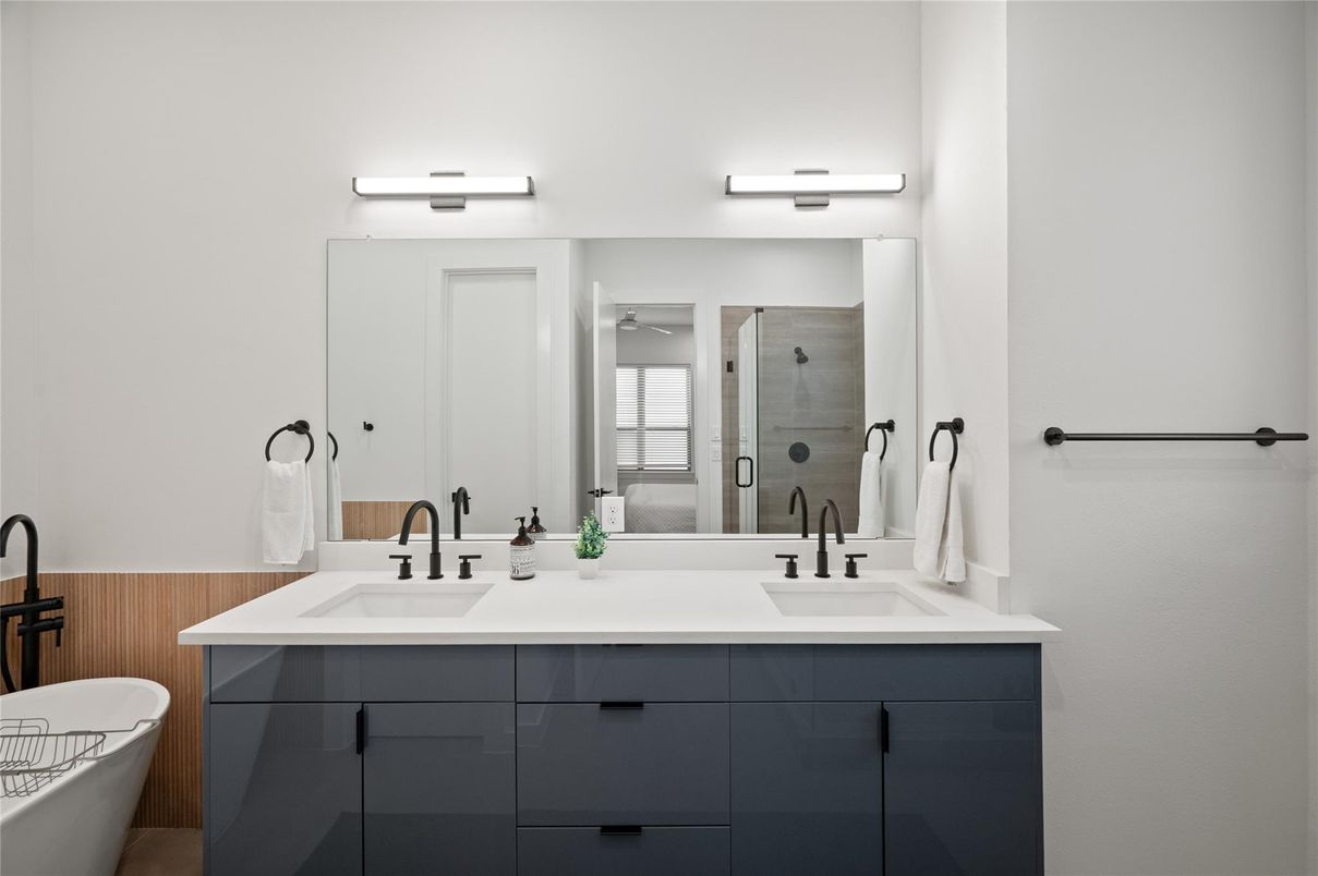 Bathroom, Dual Sink Vanities, Free Standing Baths, Interior