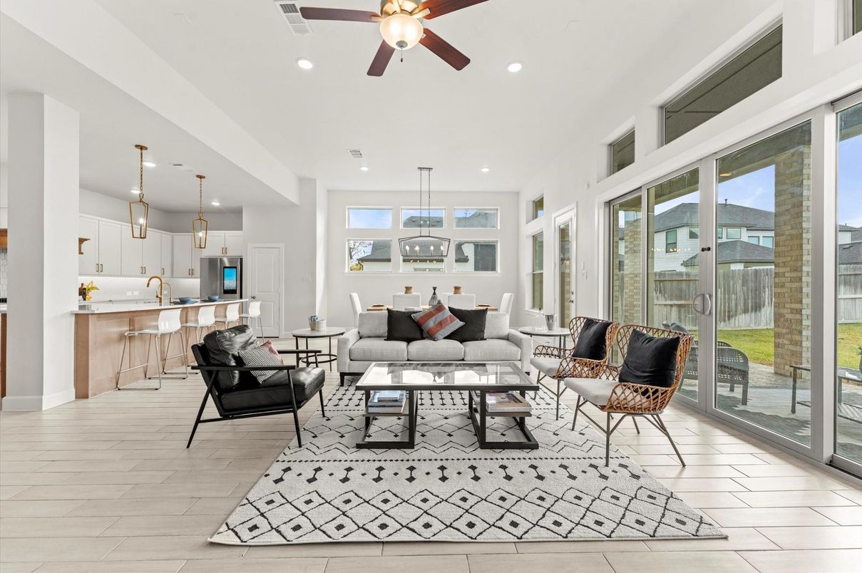 Interior, Kitchen, Living room, Pendant Lights, Recessed Lighting