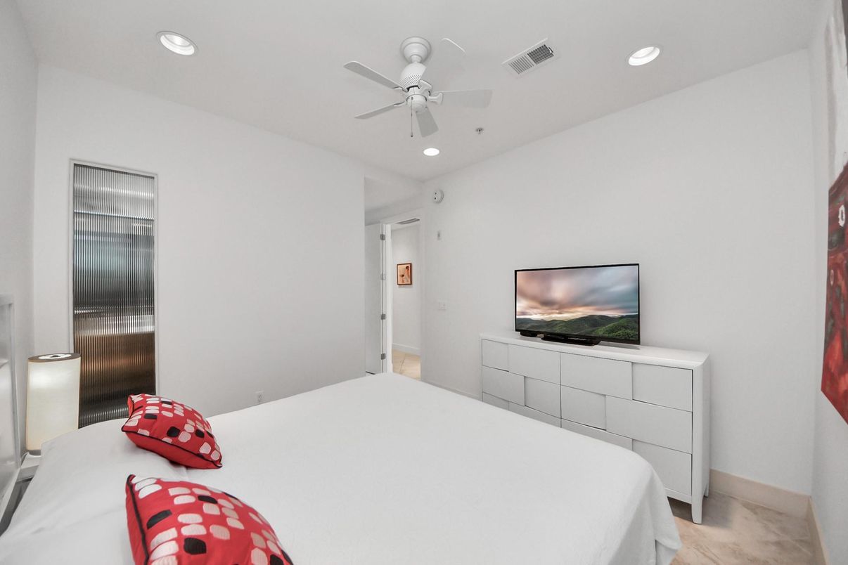 Bedroom, Interior, Recessed Lighting