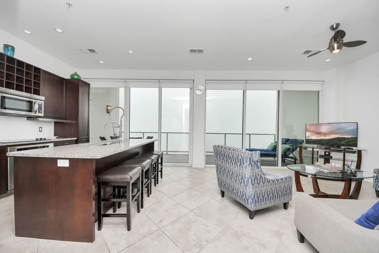 Interior, Kitchen, Living room, Recessed Lighting