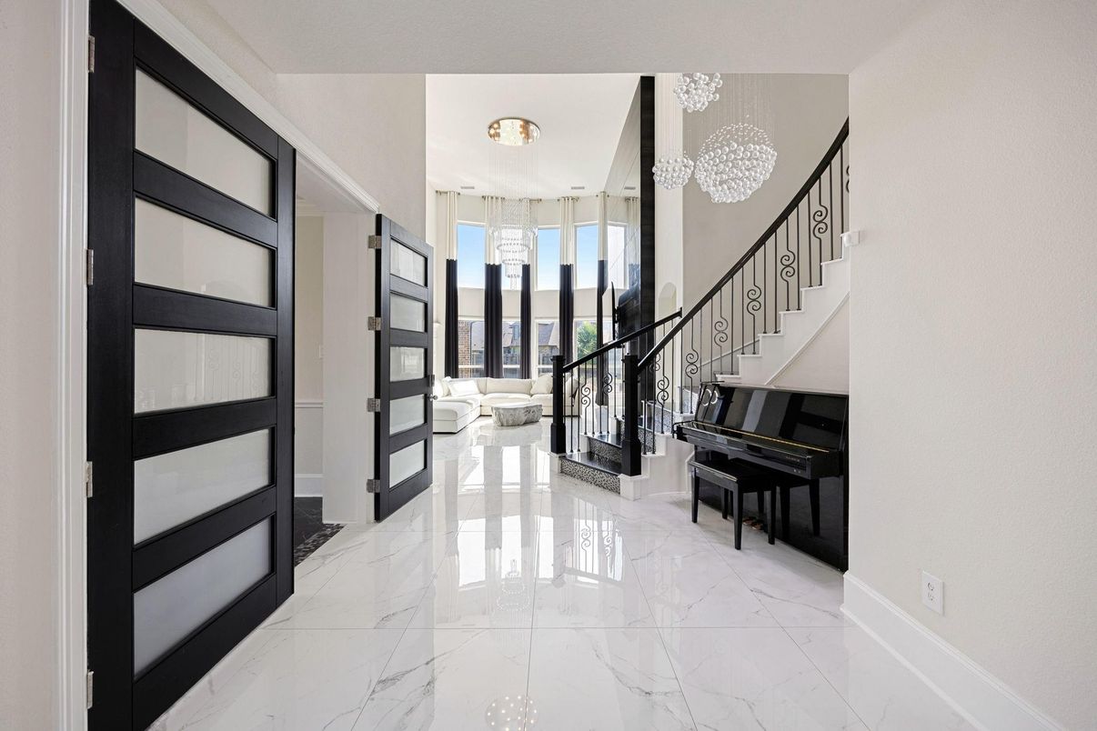 Chandelier, Interior, Marble, Pendant Lights, Piano