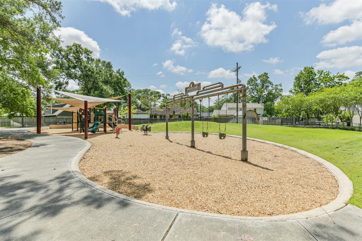 Backyard, Exterior, Playground