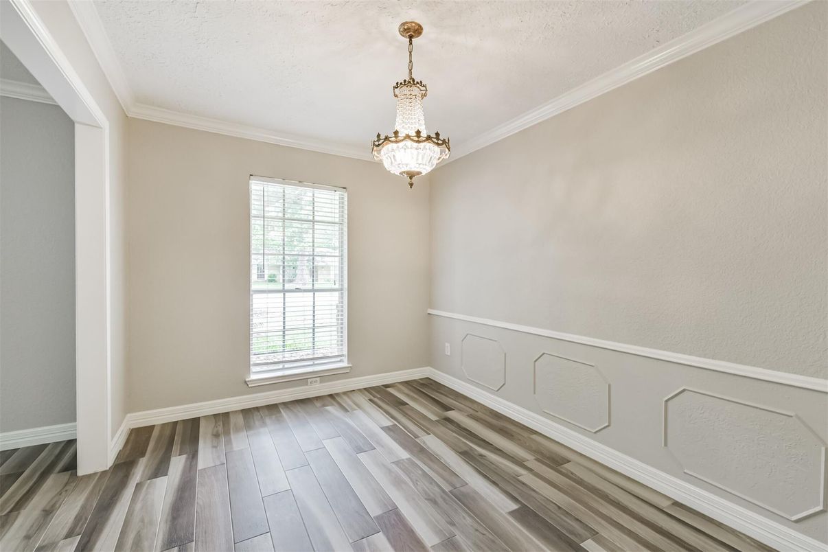 Chandelier, Empty room, Interior, Wood Texture Flooring