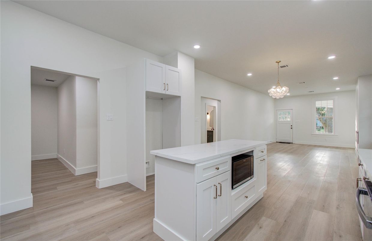 Chandelier, Interior, Recessed Lighting, Wood Texture Flooring