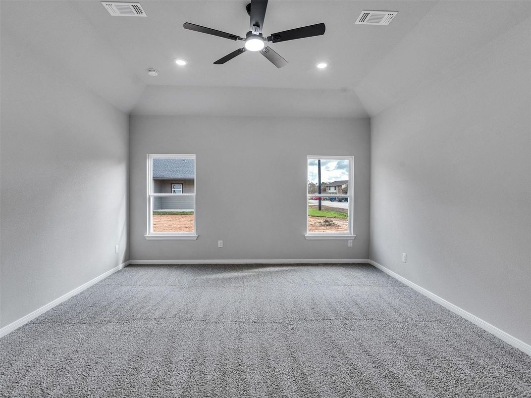 Empty room, Interior, Recessed Lighting