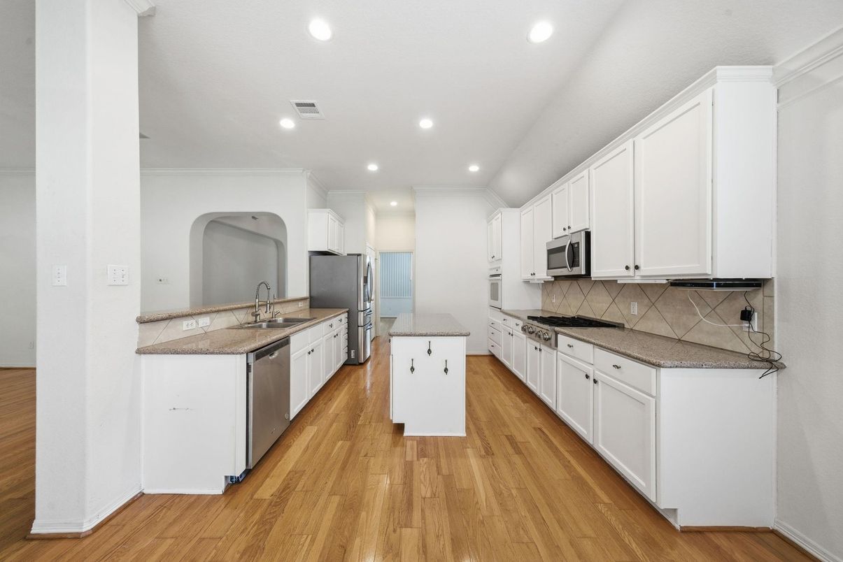 Interior, Kitchen, Recessed Lighting, Wood Texture Flooring