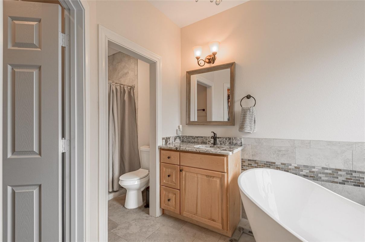 Bathroom, Free Standing Baths, Interior