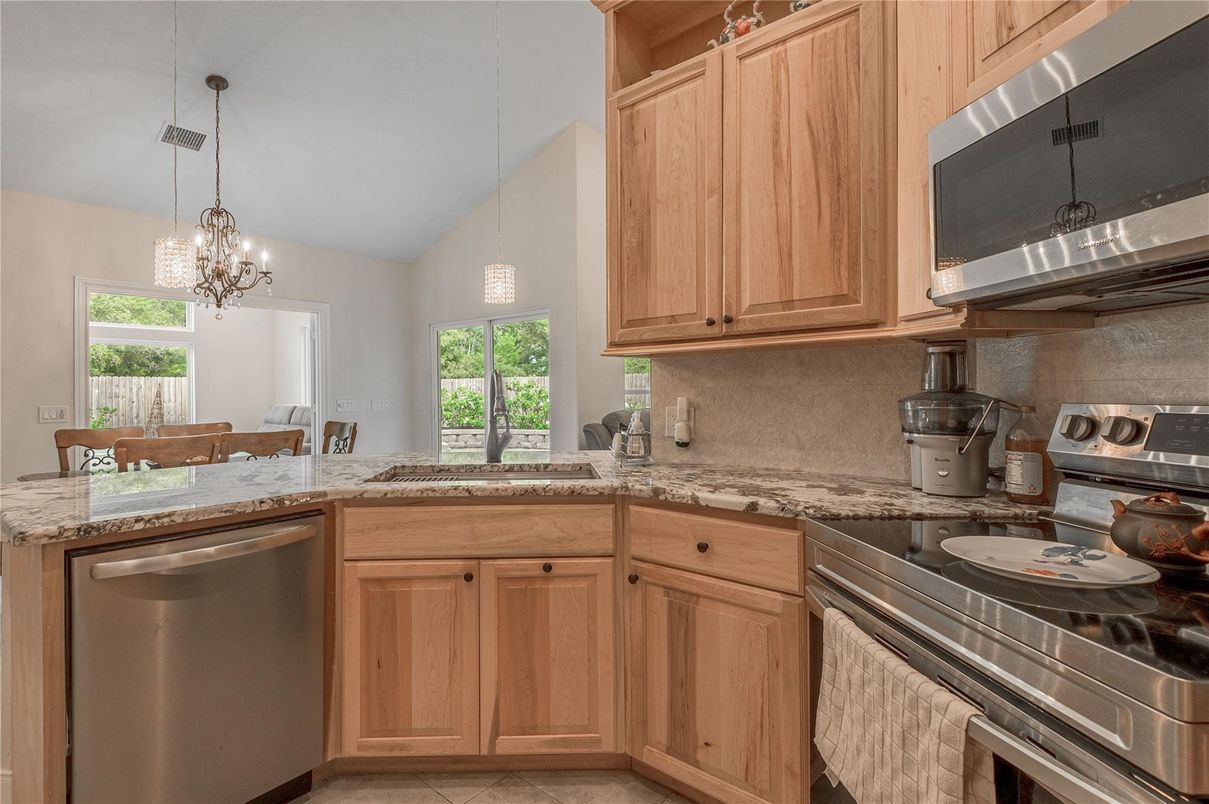 Chandelier, Interior, Kitchen, Pendant Lights, Stainless Steel Appliances