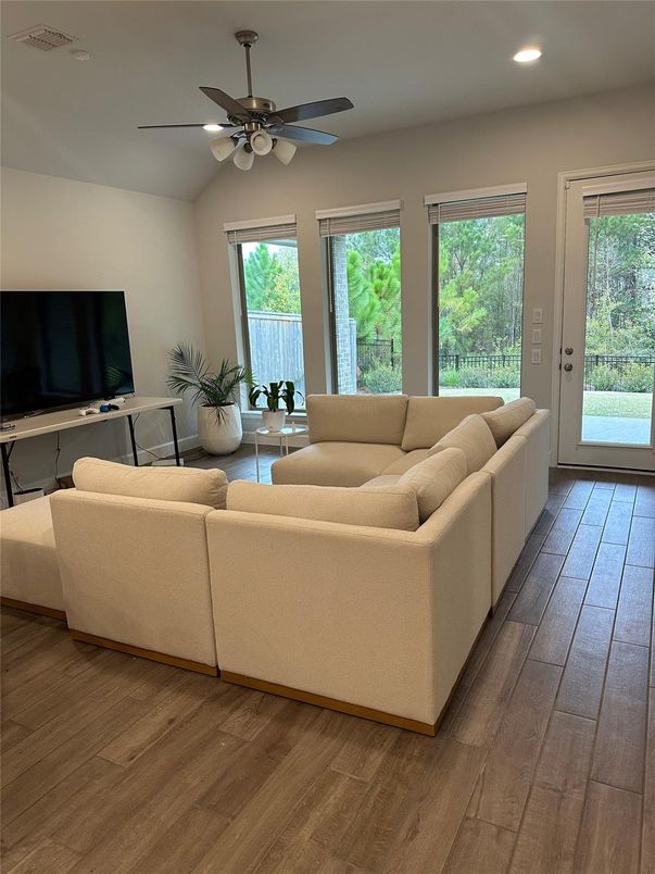 Interior, Living room, Recessed Lighting, Wood Texture Flooring