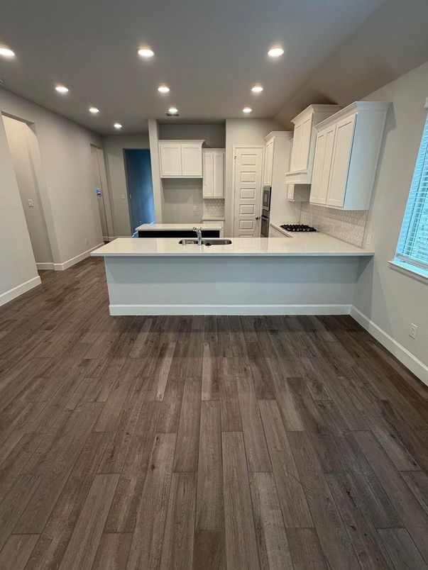 Interior, Kitchen, Recessed Lighting, Wood Texture Flooring