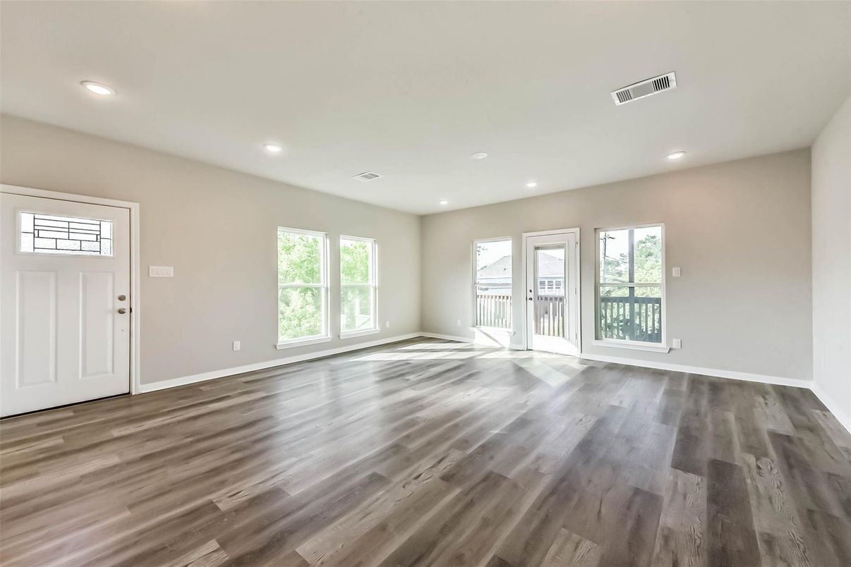 Empty room, Interior, Recessed Lighting, Wood Texture Flooring