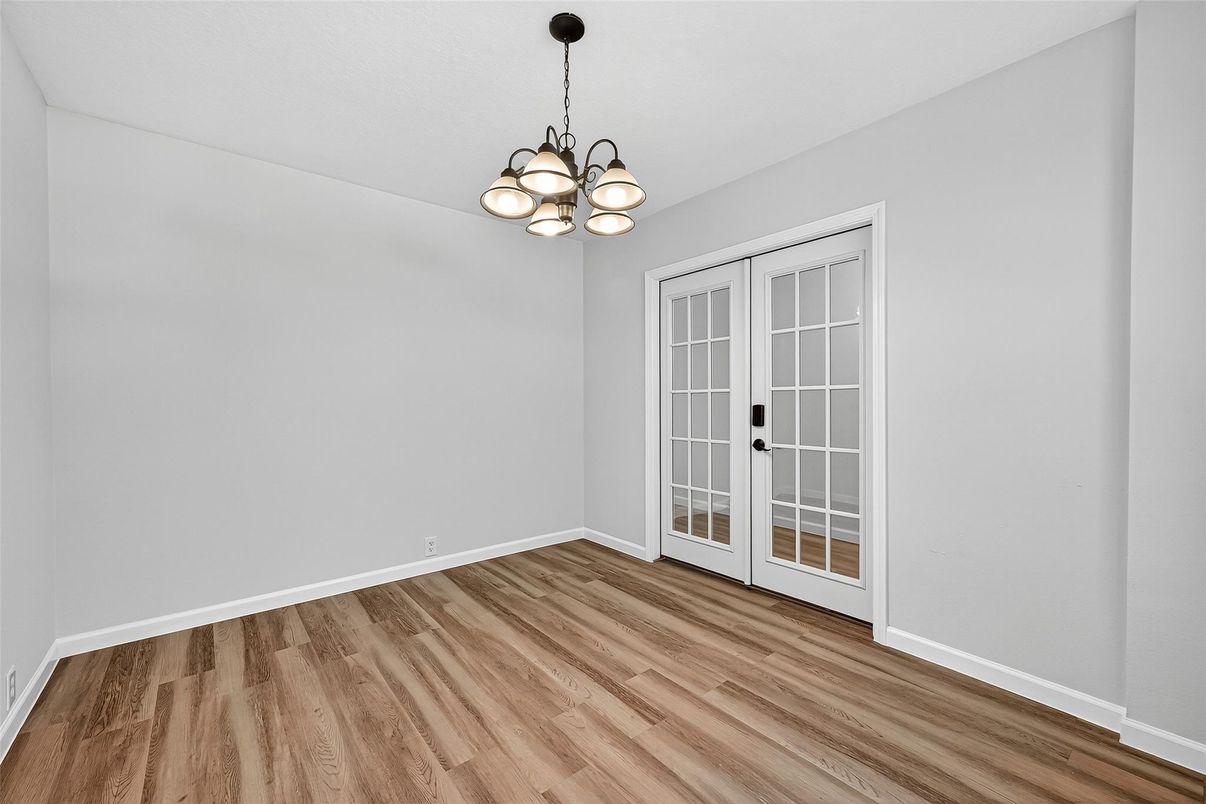 Chandelier, Empty room, Interior, Wood Texture Flooring