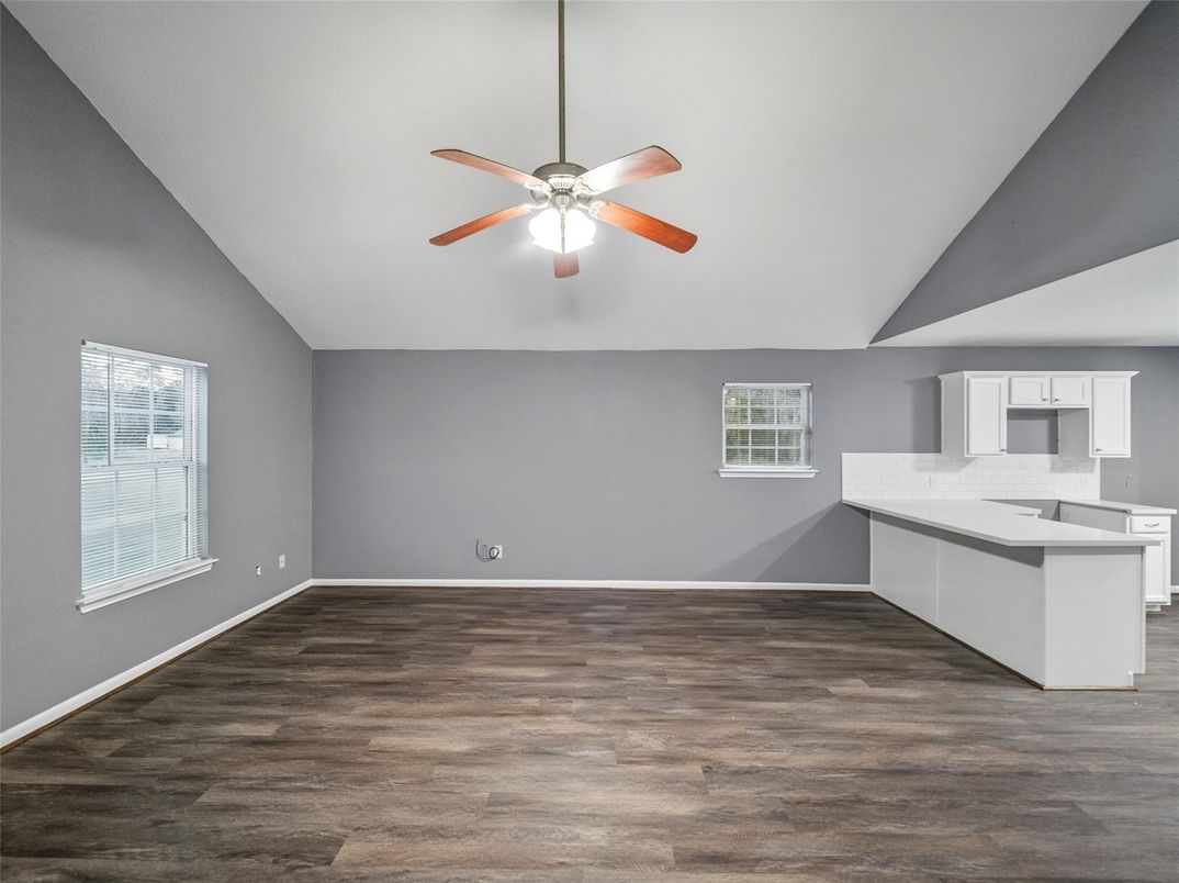 Empty room, Interior, Kitchen, Wood Texture Flooring
