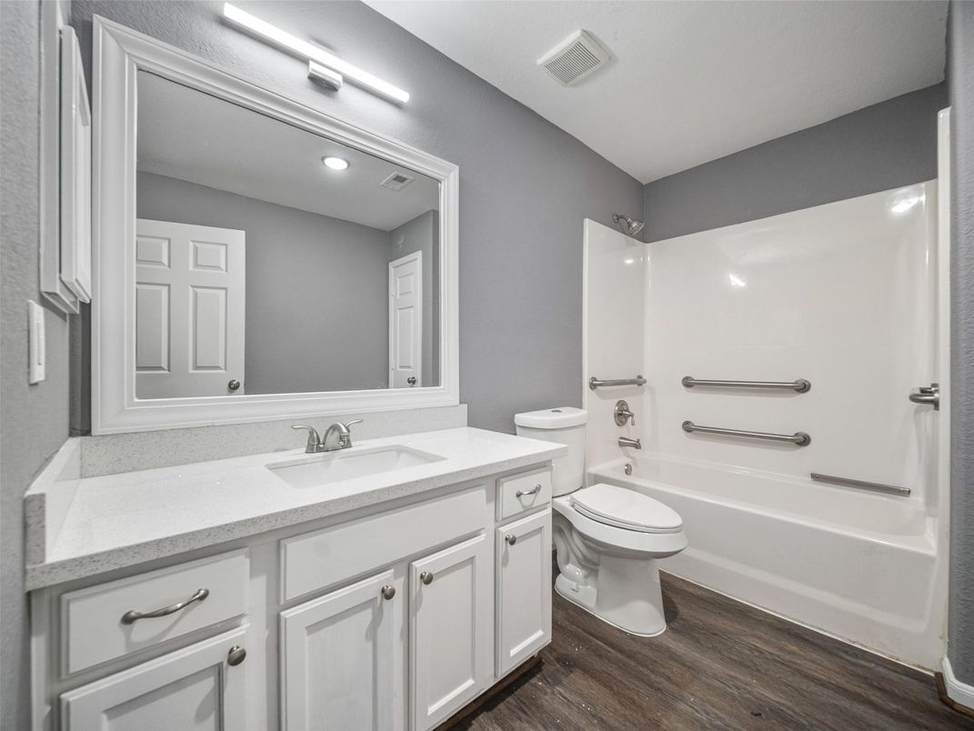 Bathroom, Interior, Recessed Lighting, Wood Texture Flooring