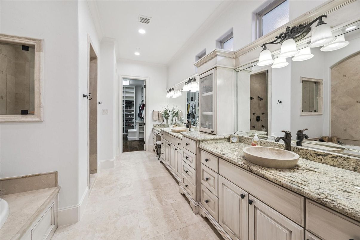Bathroom, Dual Sink Vanities, Interior, Recessed Lighting, Walk-in Closets