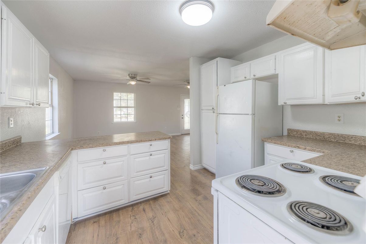 Interior, Kitchen, Wood Texture Flooring