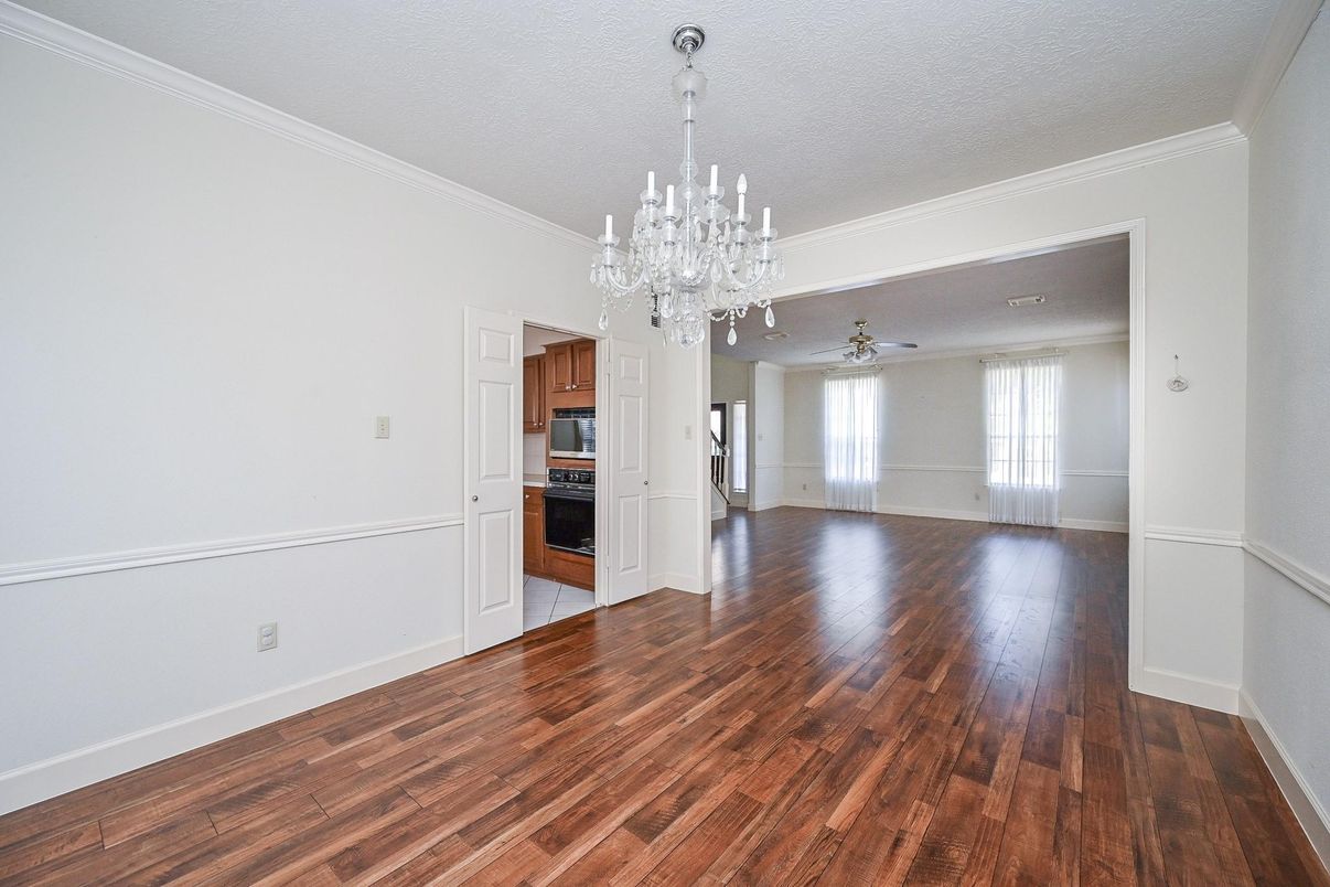 Chandelier, Empty room, Interior, Kitchen, Wood Texture Flooring