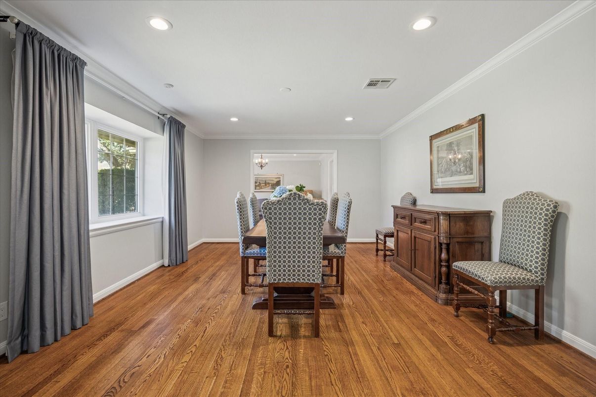 Dining room, Interior, Recessed Lighting, Wood Texture Flooring