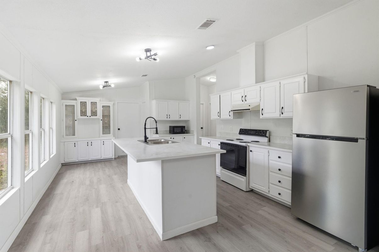 Interior, Kitchen, Recessed Lighting, Wood Texture Flooring