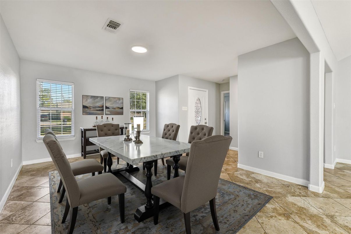 Dining room, Interior, Recessed Lighting