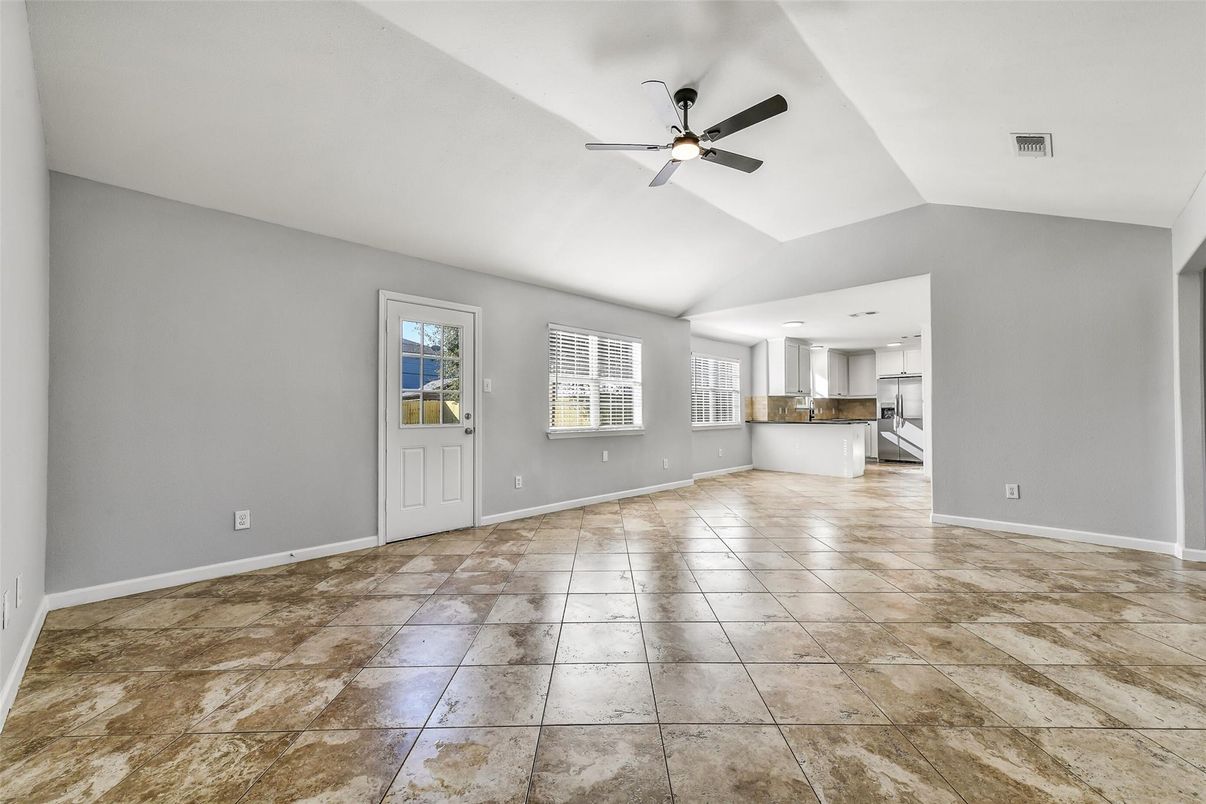 Empty room, Interior, Kitchen, Recessed Lighting