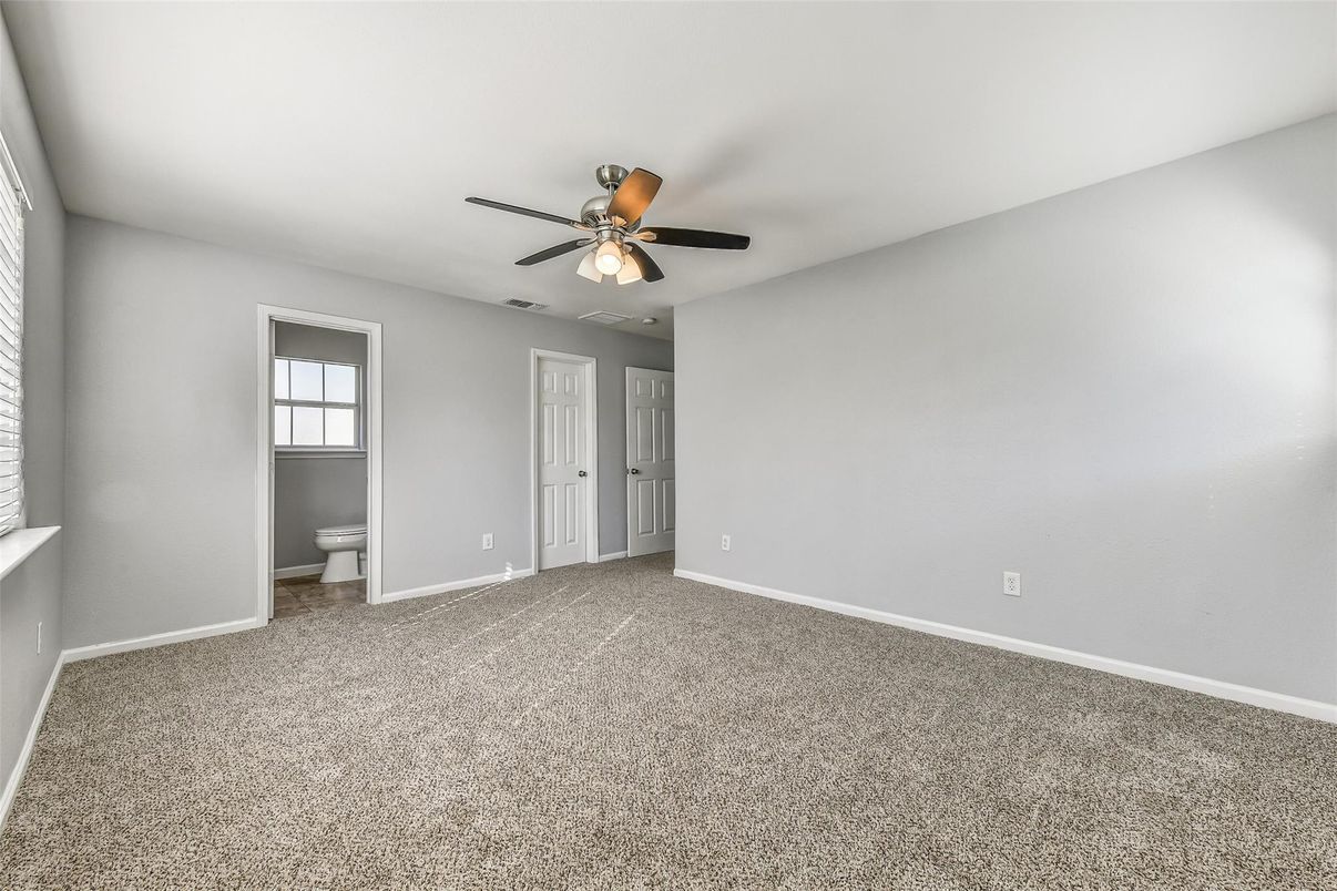 Bathroom, Empty room, Interior