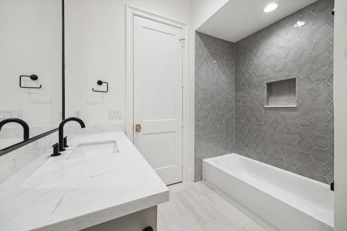 Bathroom, Interior, Recessed Lighting, Wood Texture Flooring