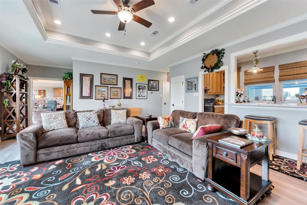 Interior, Living room, Recessed Lighting, Wood Texture Flooring