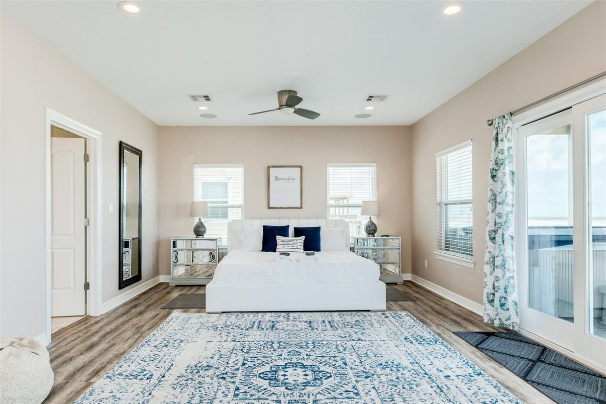 Bedroom, Interior, Recessed Lighting, Wood Texture Flooring