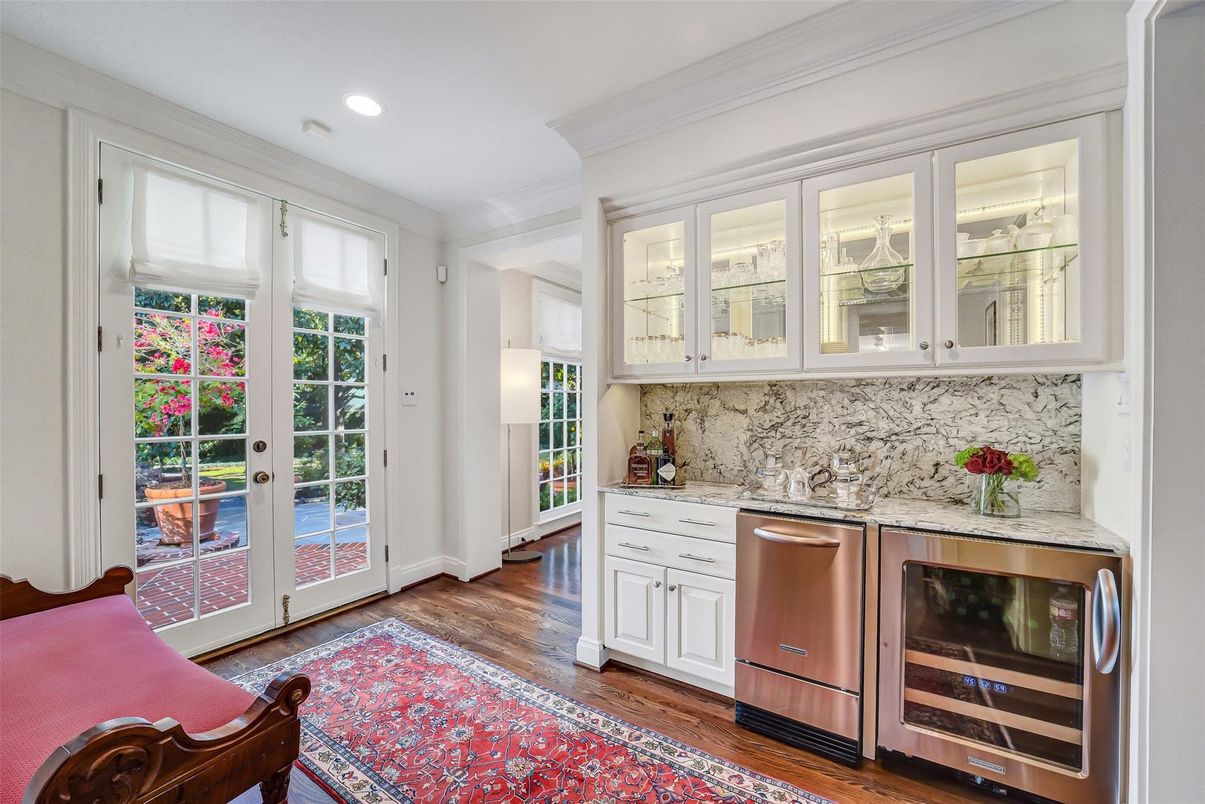 Interior, Kitchen, Marble Walls, Recessed Lighting, Stainless Steel Appliances, Wood Texture Flooring