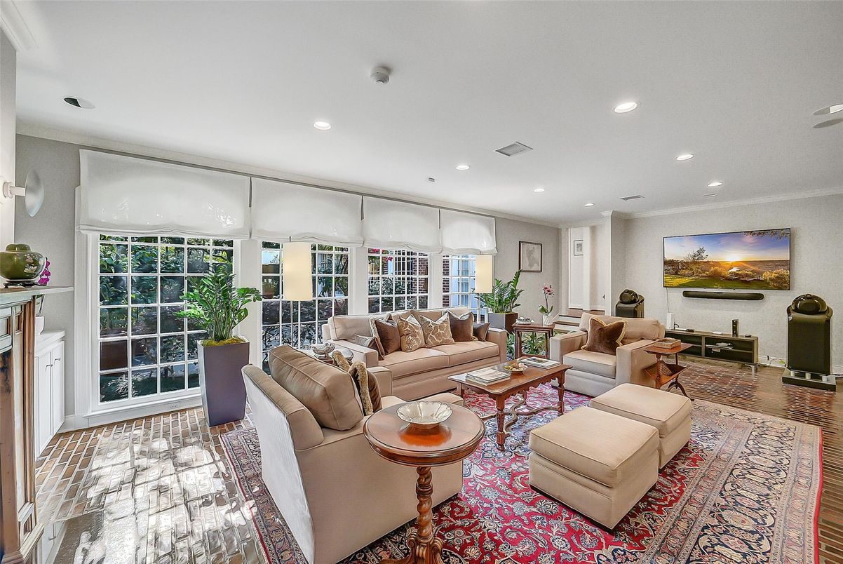 Interior, Living room, Recessed Lighting