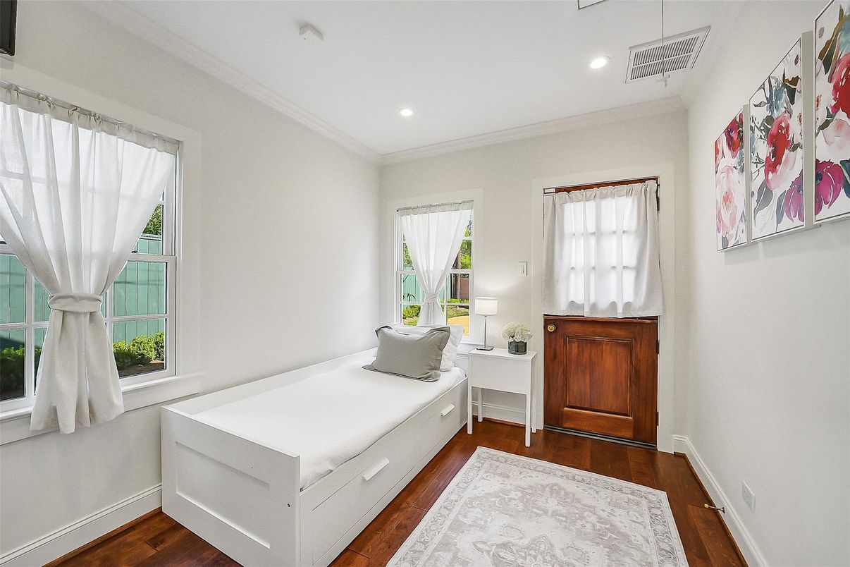 Bedroom, Interior, Recessed Lighting, Wood Texture Flooring