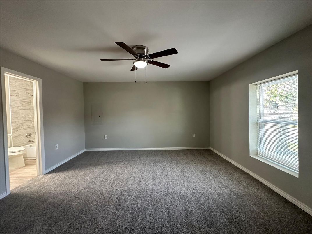 Bathroom, Empty room, Interior
