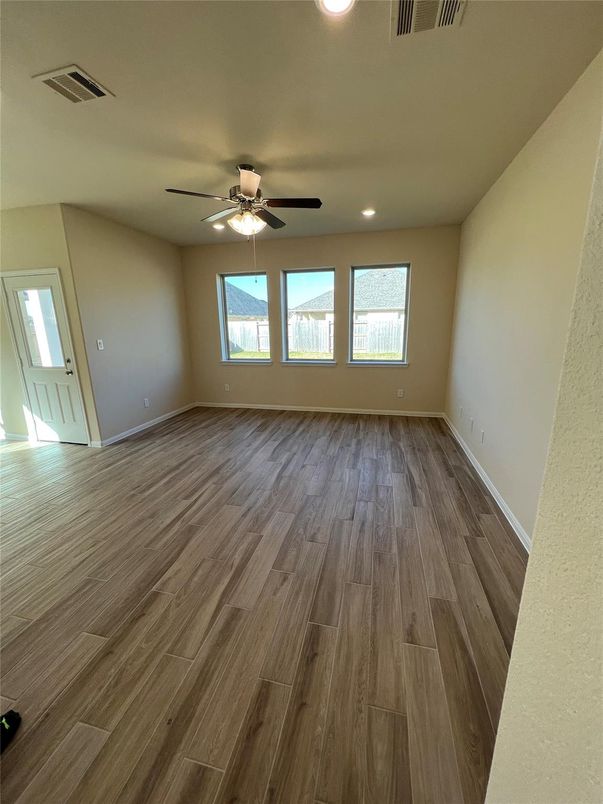 Empty room, Interior, Recessed Lighting, Wood Texture Flooring