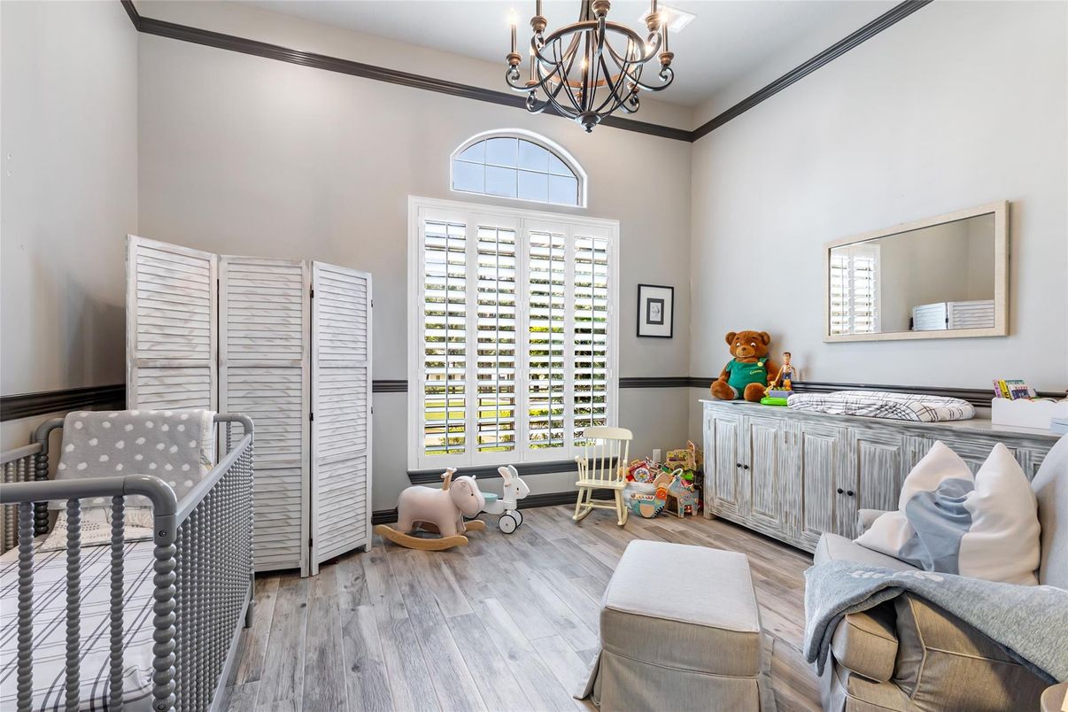 Chandelier, Interior, Wood Texture Flooring