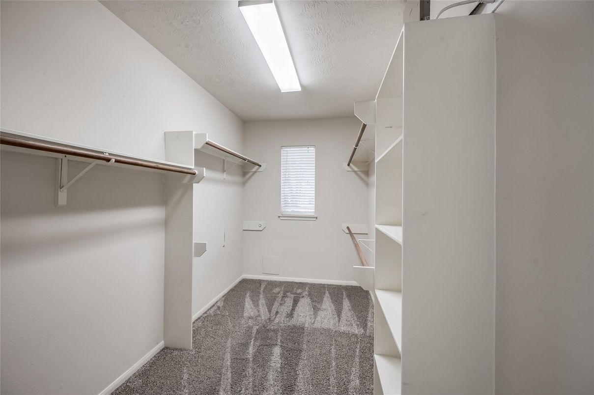 Interior, Walk-in Closets