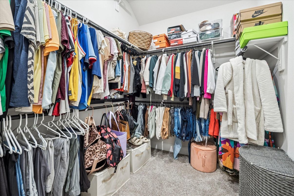 Interior, Walk-in Closets