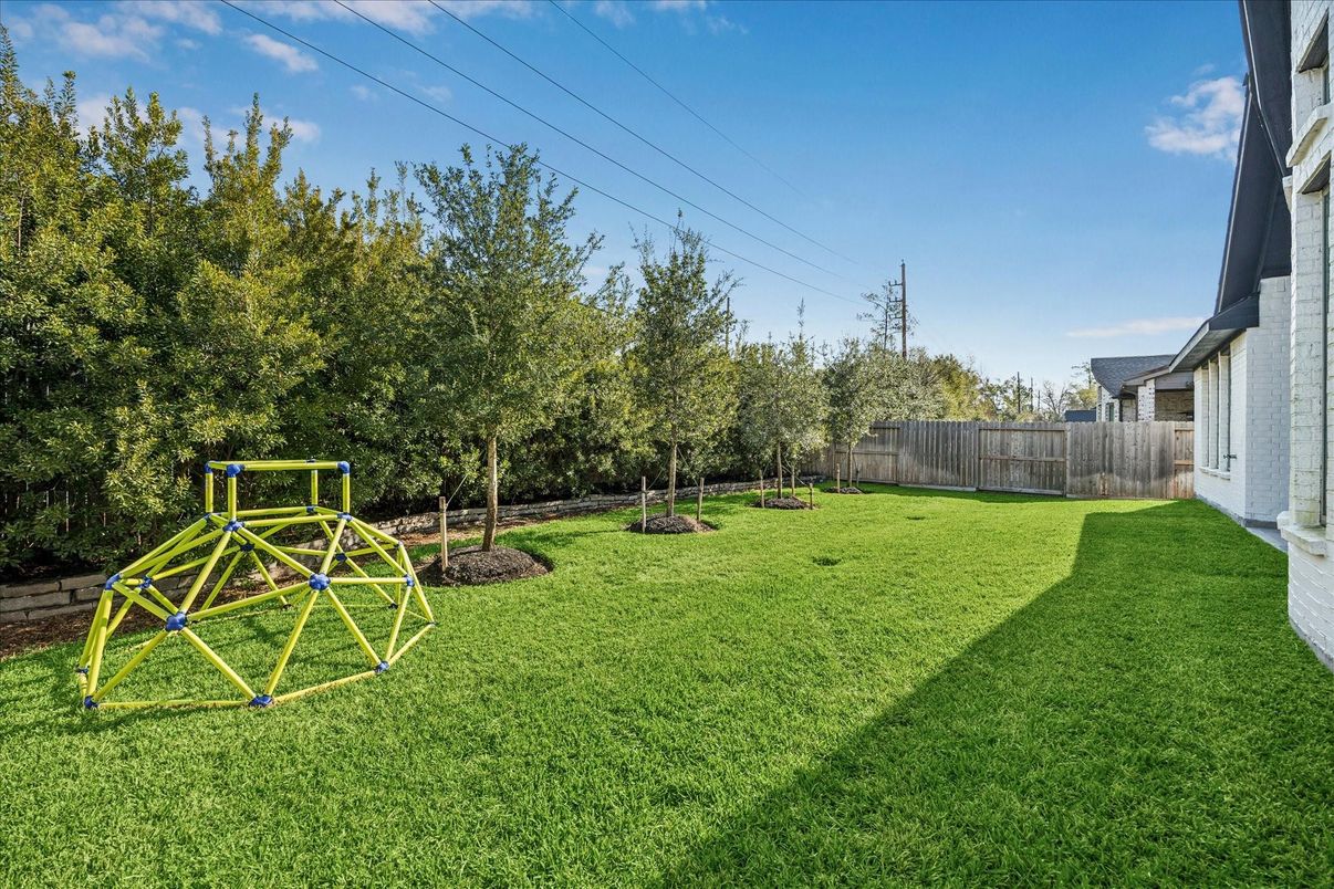 Backyard, Exterior, Playground