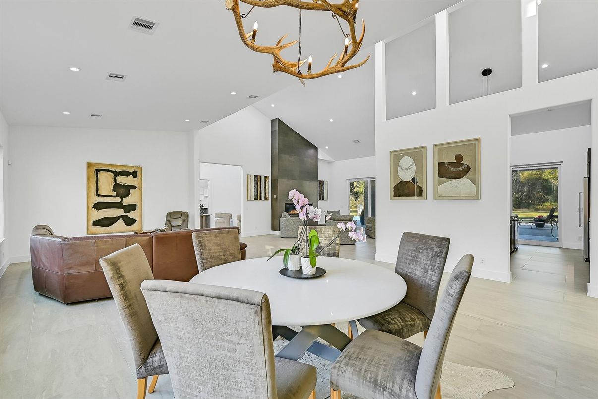 Dining room, Interior, Living room, Recessed Lighting, Wood Texture Flooring