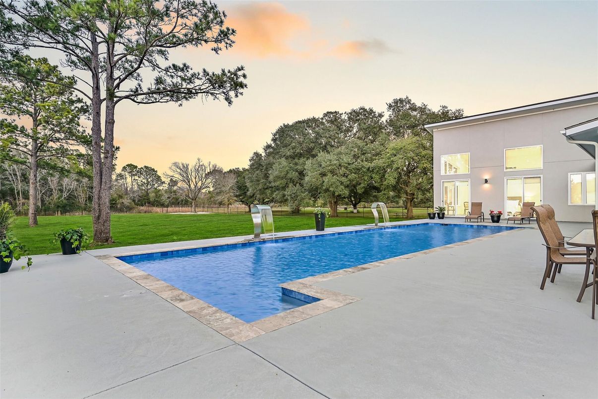 Backyard, Exterior, Pool