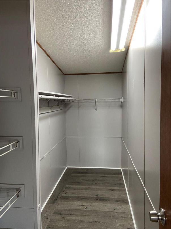 Interior, Walk-in Closets, Wood Texture Flooring